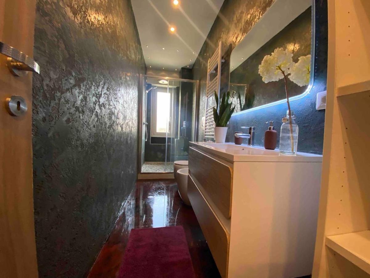 Prestigioso Trilocale Sui Navigli Con A/C & Wi-Fi Lejlighed Milano Eksteriør billede
