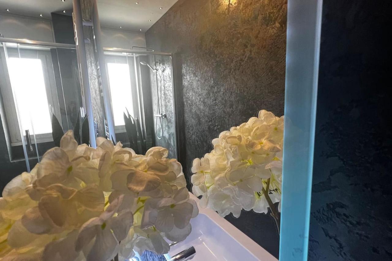 Prestigioso Trilocale Sui Navigli Con A/C & Wi-Fi Lejlighed Milano Eksteriør billede