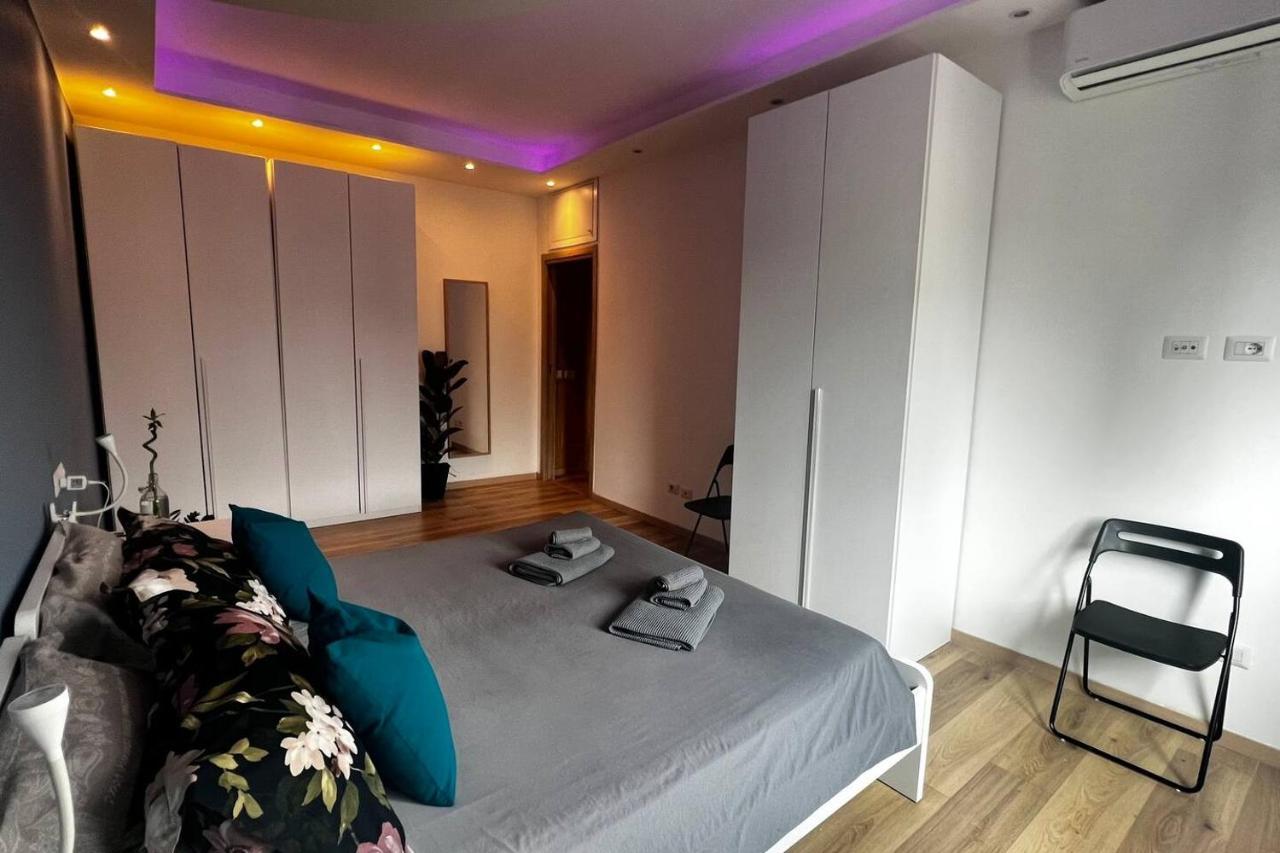 Prestigioso Trilocale Sui Navigli Con A/C & Wi-Fi Lejlighed Milano Eksteriør billede